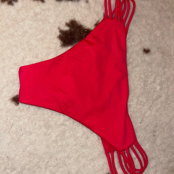 Bikini set - Picture 2 of 3